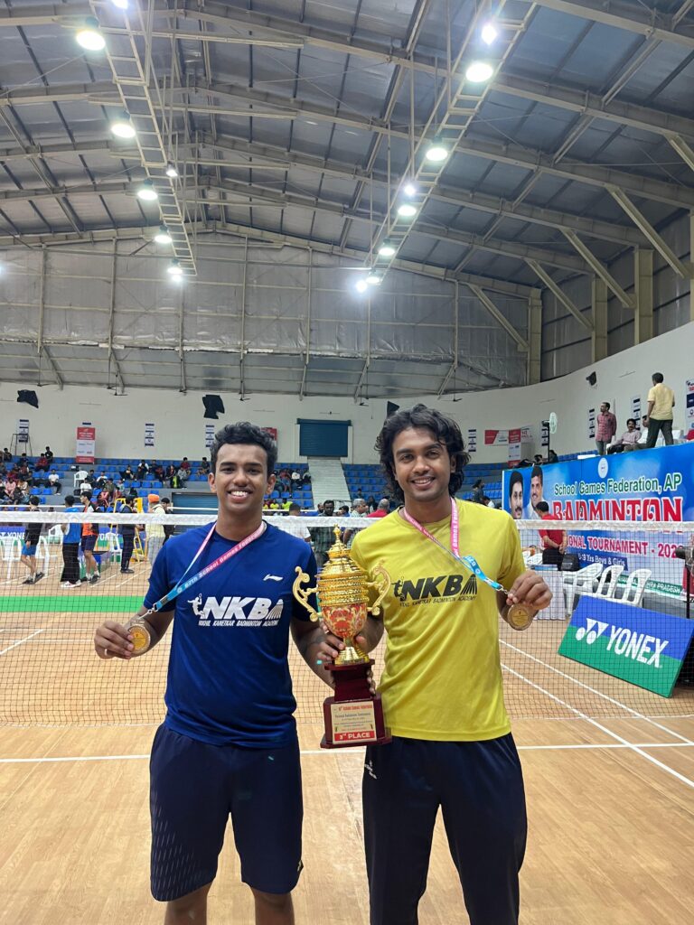 2023 Under 19 School Nationals – Suveer & Nirban Win Bronze In Team Championship